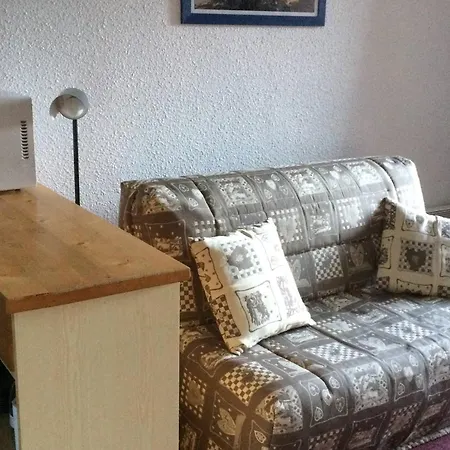 Au Pied Des Pistes A Pour 4 Pers. Avec Balcon Et Parking - Fr-1-515-103 * 科朗松昂韦尔科尔